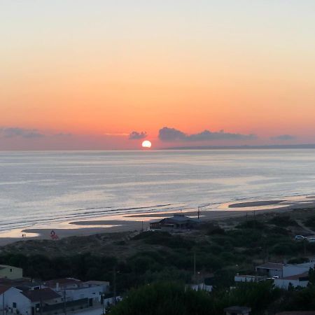 Fonte Da Telha Beach Hostel Costa de Caparica Eksteriør bilde