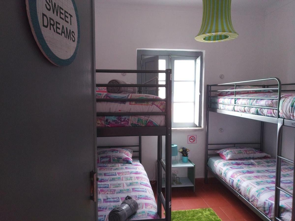 Fonte Da Telha Beach Hostel Costa de Caparica Eksteriør bilde